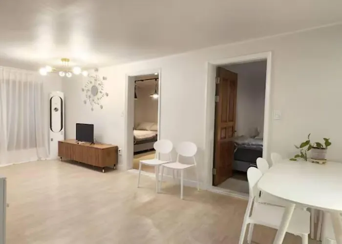 Appartement B-5 3br,화이트 린넨 하우스,홍대연드럴 파크, 3층,엘리베이터 없음 B5 *