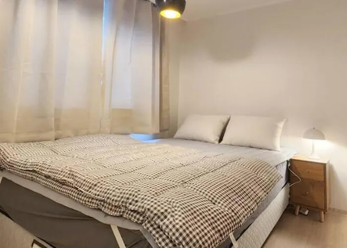 B-5 3br,화이트 린넨 하우스,홍대연드럴 파크, 3층,엘리베이터 없음 B5 Appartement *